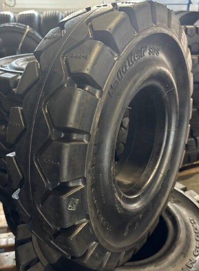 Шина цельнолитая 8.25-15/6.50 Galaxy Lifter SDS